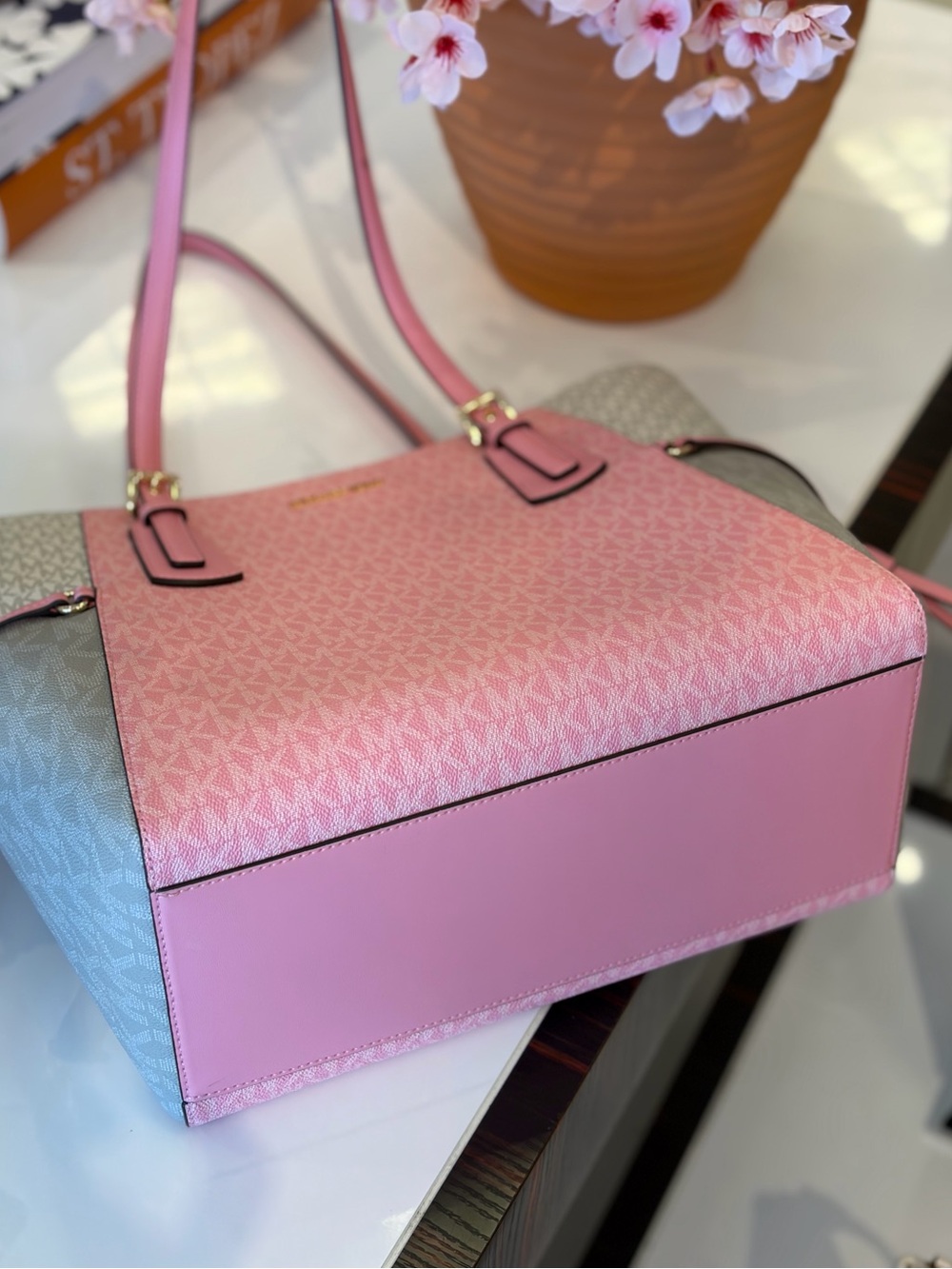 Michael Kors Pink and Gray Signature Tote with Matching Wallet - Picture 8 of 15